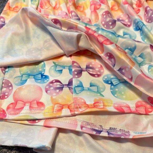 Colorful Bow Print Shorts - Picture 3 of 5